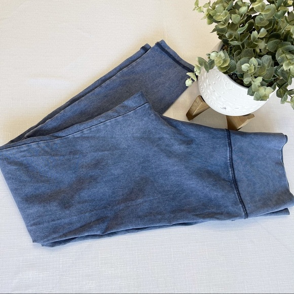 🌟AERIE leggings denim blue size medium - Picture 8 of 11